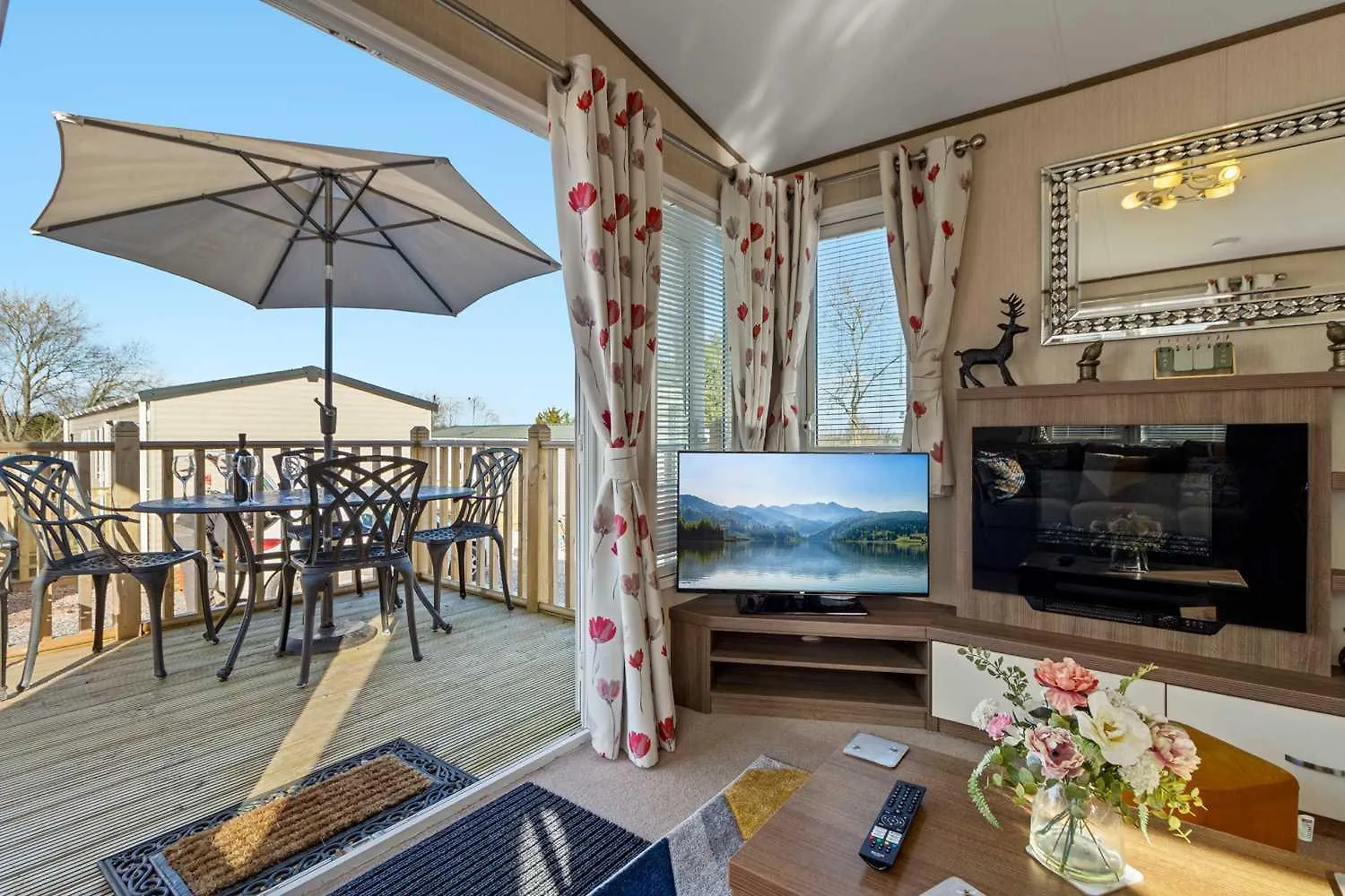Horská chata Retreat At The Lake - Fishing Lakes, Heated Outdoor Swimming Pool 500Yrds Exeter